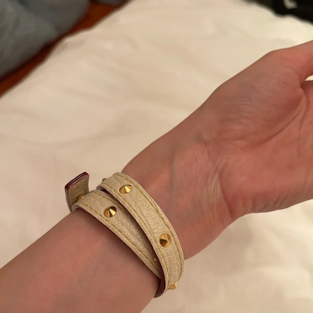 Louis Vuitton Wrap Bracelet - Picture 5 of 5